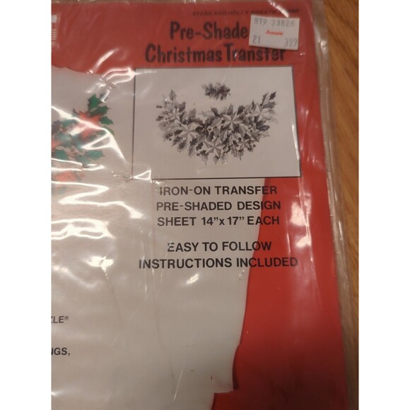 Dizzle Pre Shaded Christmas Iron On Transfer Stars And Holly Wreath 50088 - Picture 2 of 8